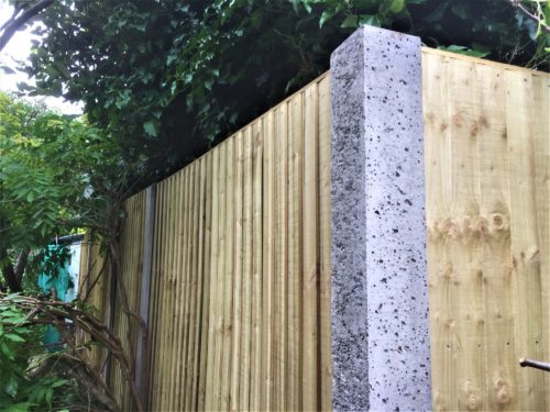 Closeboard panels and corner post